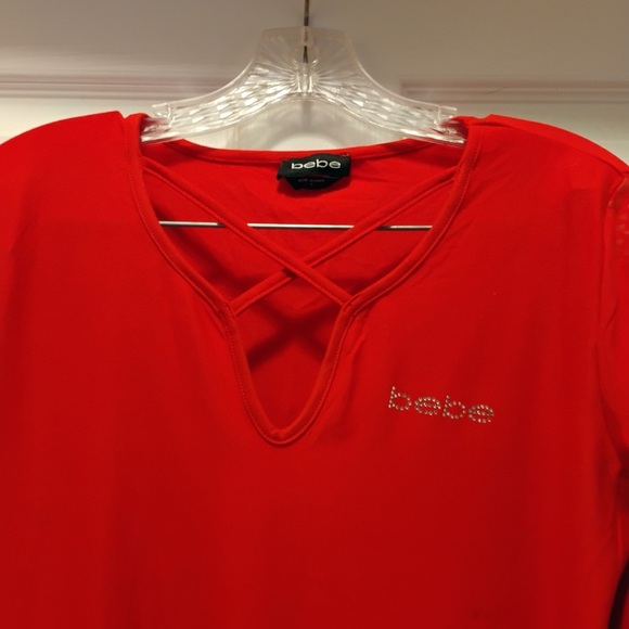 Bebe Stretchy Red V Neck Long Sleeve Top Size L - Picture 2 of 6